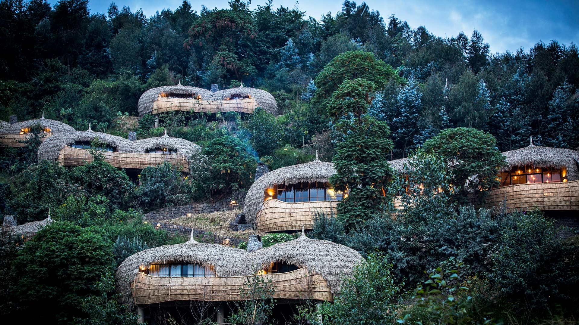 Hidden Luxury Lodges in Rwanda offer a rare and refined way to experience the country—away from crowds, immersed in nature, and defined by privacy, elegance, and exceptional service. While Rwanda is known for iconic lodges near popular attractions, there is a quieter side of luxury that remains undiscovered by many travelers.