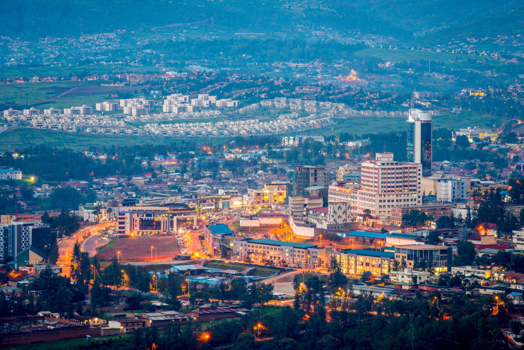 Kigali City Experiences Before Safari offer the ideal introduction to Rwanda, blending culture, history, relaxation, and modern lifestyle into one seamless pre-safari experience. Before heading into the wilderness for gorilla trekking or wildlife adventures, spending time in Kigali allows travelers to adjust, explore, and connect with the country on a deeper level.