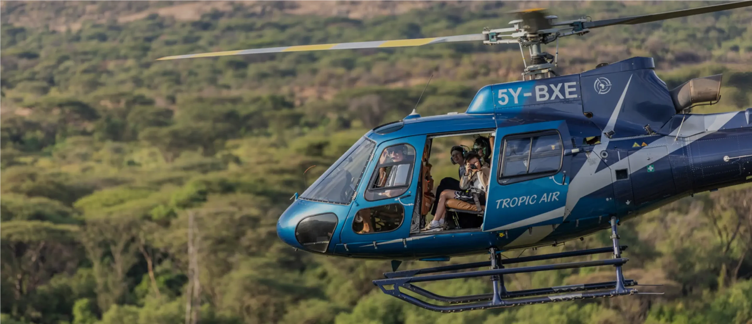 Private conservancies offer one of the most refined and immersive ways to experience Africa’s wildlife. In areas surrounding Maasai Mara National Reserve, these conservancies provide a level of exclusivity that is difficult to match in public parks.
