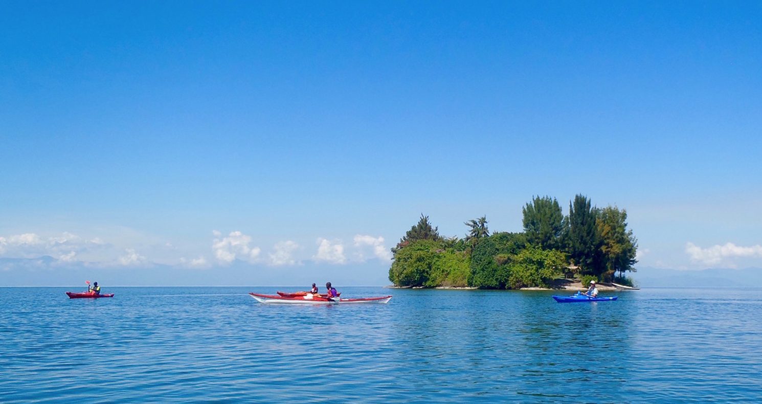 Lake Kivu is one of the best places to visit in Congo, offering stunning lakeside scenery, calm waters, and relaxing beaches. It provides boat cruises, water sports, and fishing experiences. Surrounded by scenic towns, Lake Kivu is perfect for relaxation, photography, and enjoying Congo’s natural beauty and cultural atmosphere.