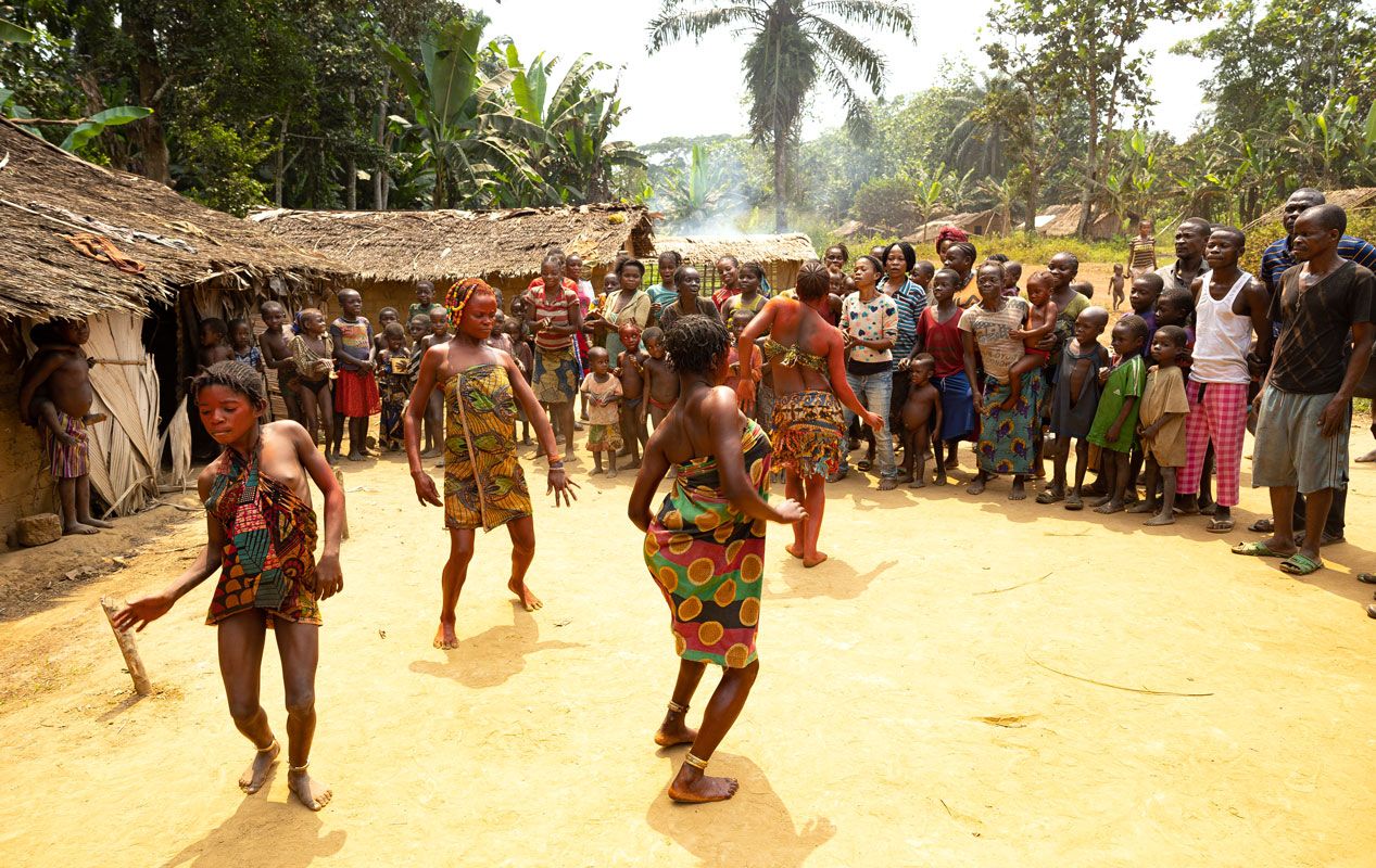 Cultural immersion of the Lokele tribe is an exciting experience in Congo to learn about their culture .