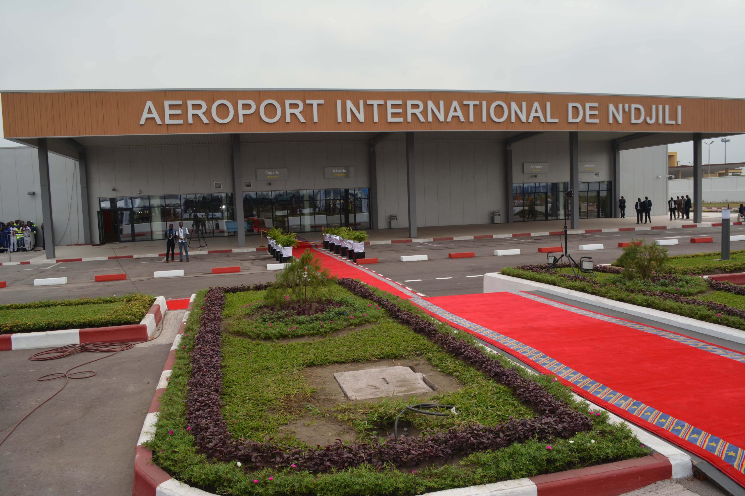 N’Djili International Airport in Kinshasa serves as the main gateway to the Democratic Republic of Congo. It connects travelers to major places to visit in Congo such as Virunga National Park. The airport enables easy access to wildlife safaris, cultural cities, and adventure destinations across the country for international.