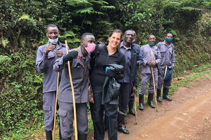 Porters in Bwindi Impenetrable National Park play a vital role in supporting tourists during gorilla trekking adventures. They assist by carrying backpacks, camera equipment, and personal belongings while helping trekkers navigate the steep and often muddy forest trails. Many travelers who are researching the price of gorilla trekking in Uganda choose to hire porters because the service enhances comfort and contributes directly to local community livelihoods. For visitors traveling as a group, porter services make the trekking experience easier, safer, and more enjoyable while supporting conservation-linked employment around Bwindi Impenetrable National Park.