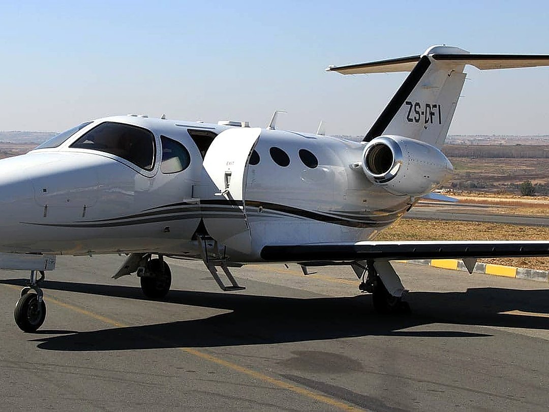 Jeki Airport airstrip serving travellers visiting Zambia.