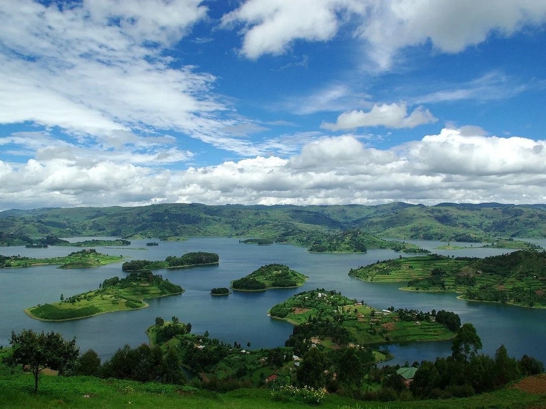 Lake Bunyonyi, a peaceful destination for relaxation during a 7 Days Gorilla Habituation and Lake Bunyonyi Safari.